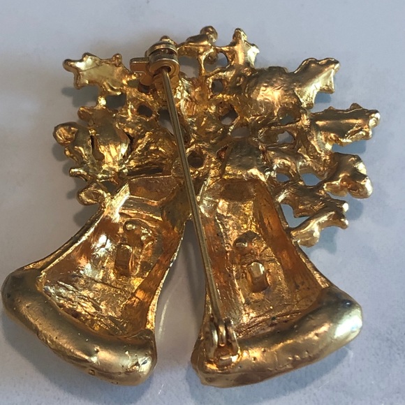 Vintage Christmas bells brooch - Picture 3 of 5